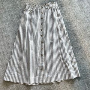 Madewell Skirt Button-front striped midi skirt with pockets NWOT